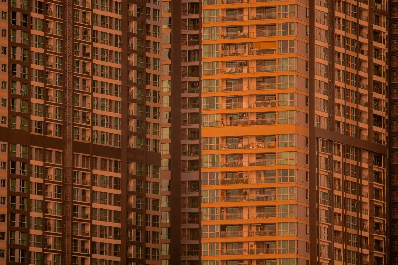 社区广告资源整合在品牌精准营销中的应用与案例分析