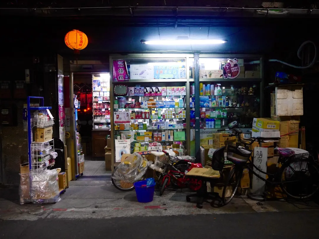 社区广告与户外大屏整合投放策略：提升品牌触达效率的实践指南