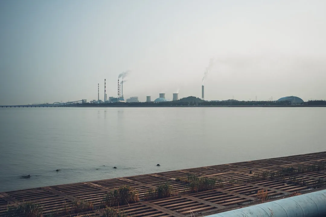 2025年户外大屏广告投放技术趋势与效果评估方法